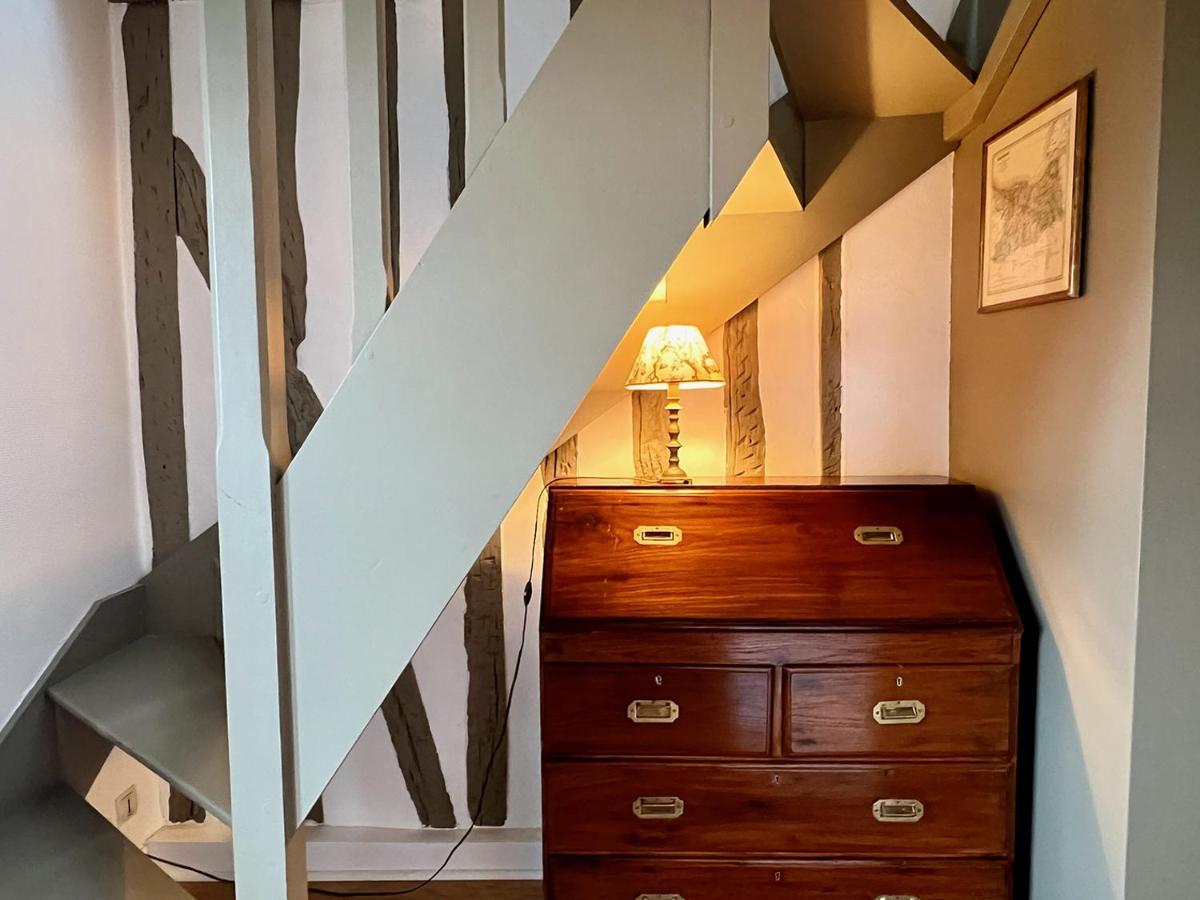 La Maison Blanche Du 10Honfleur Esterno foto